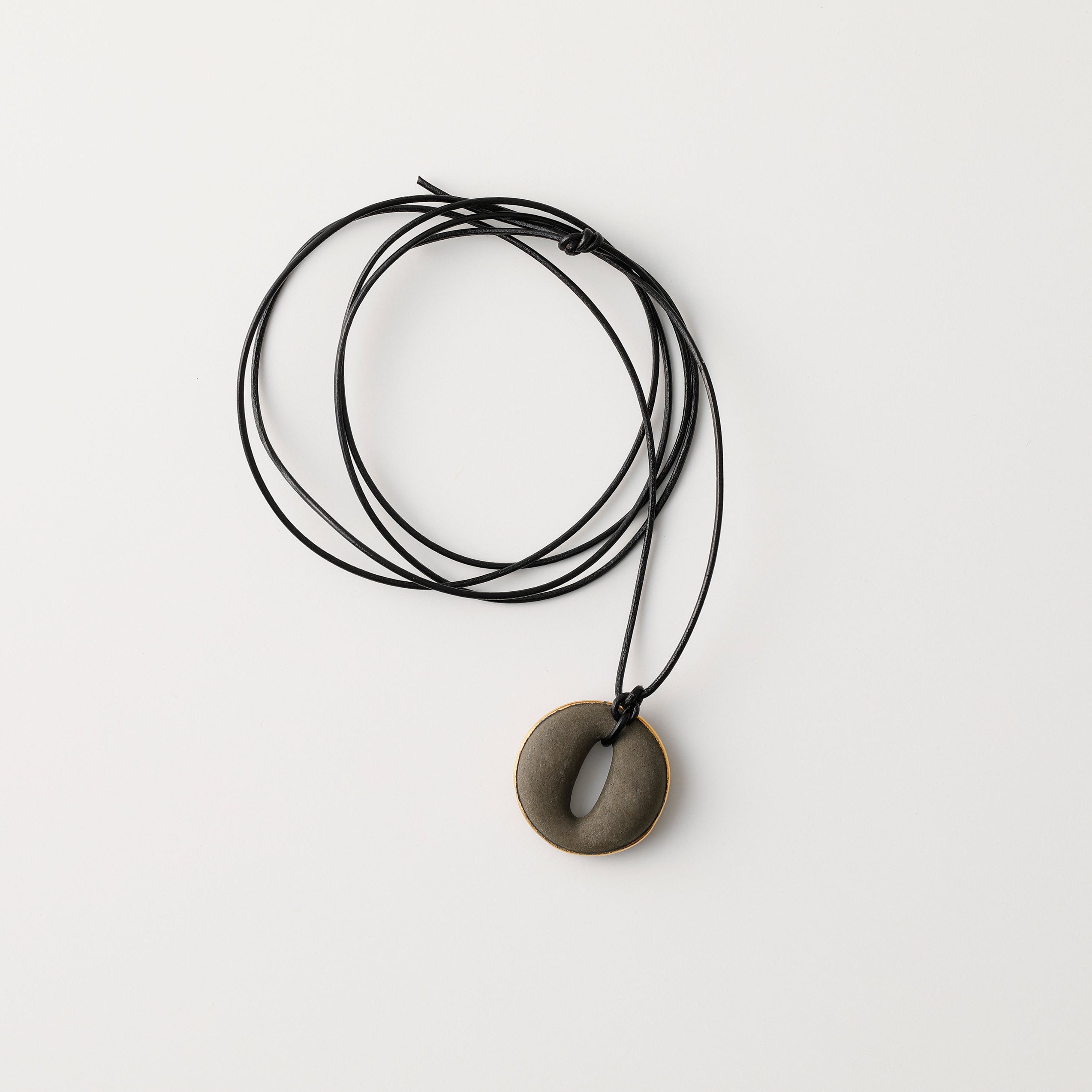 scent necklace___Dark Grey（circle）GOLD