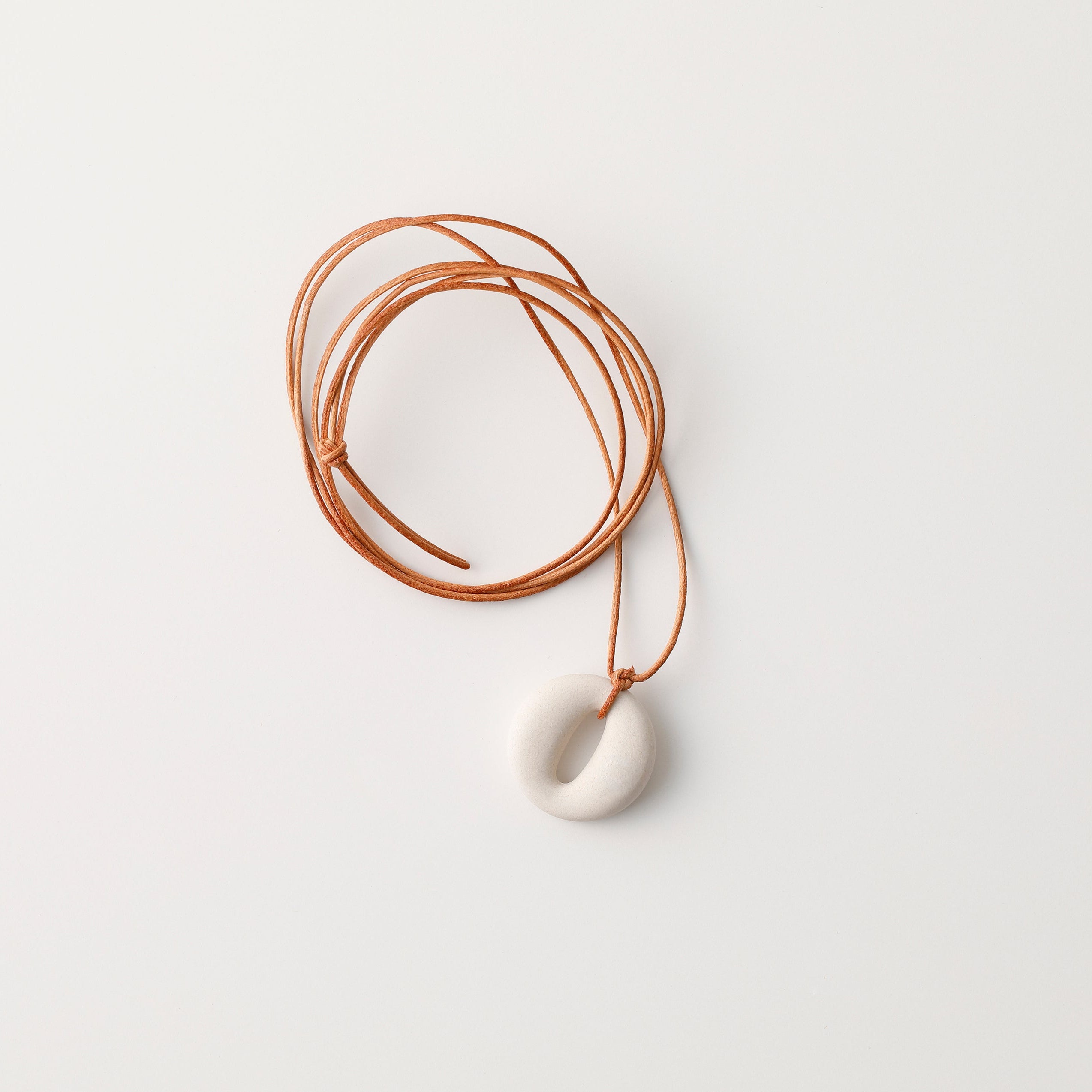 scent necklace___Light Beige（circle）
