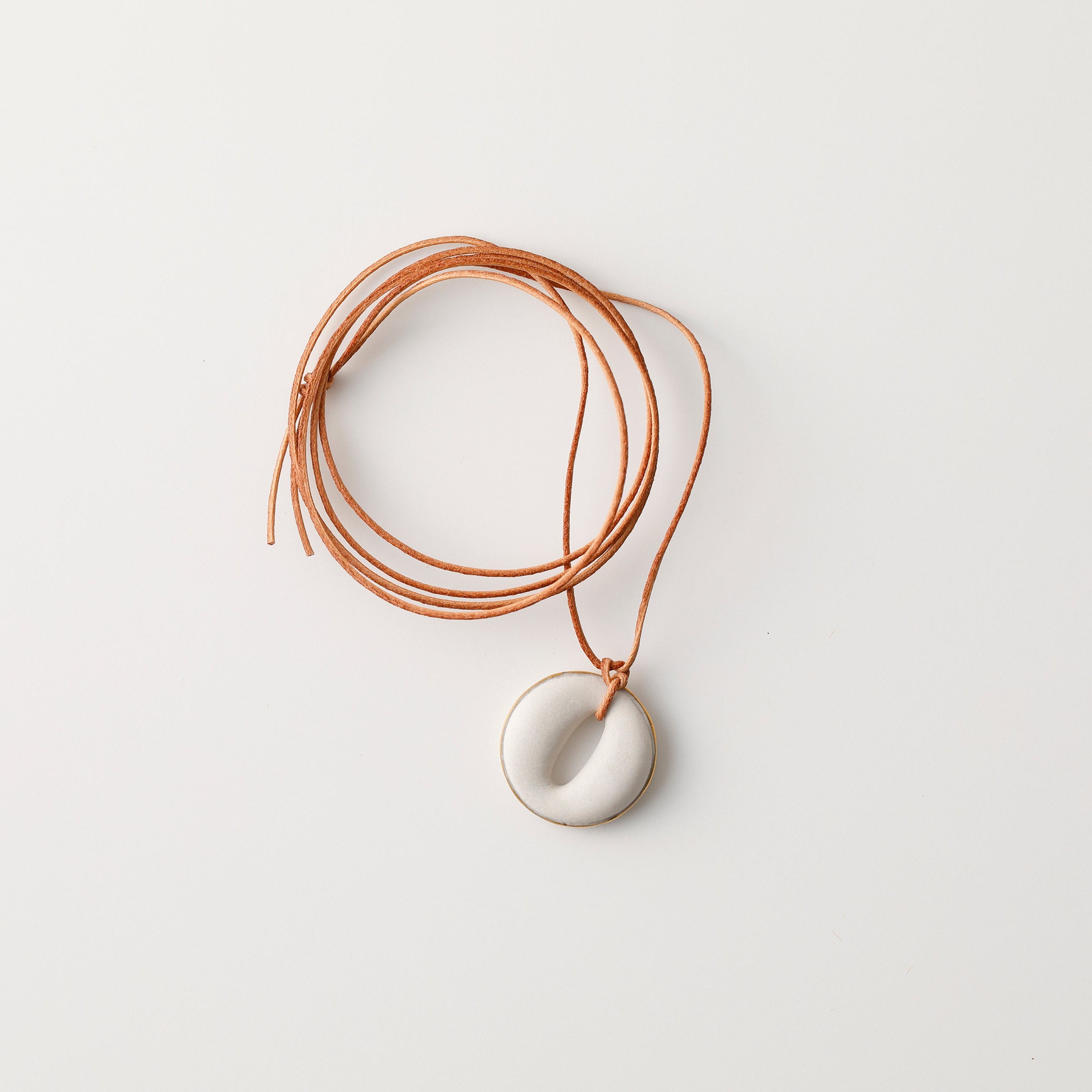 scent necklace___Light Beige（circle）GOLD / アロマネックレス