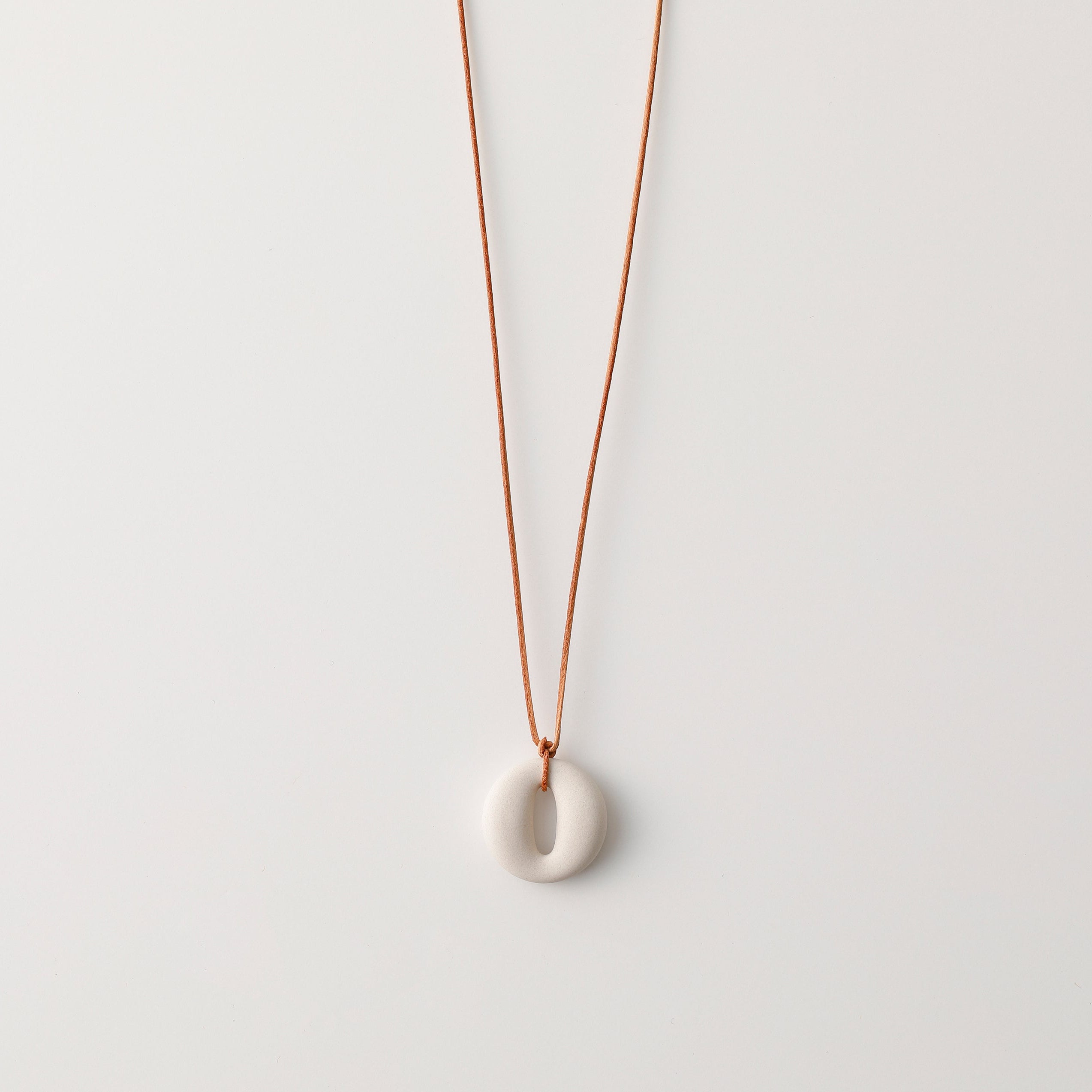 scent necklace___Light Beige（circle）